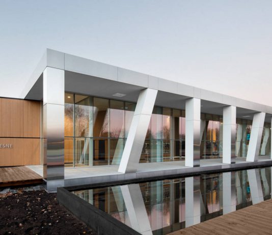 Centro para las Artes Diane-Dufresne by ACDF Architecture Centro para las Artes Diane-Dufresne : Photo credit © Adrien William