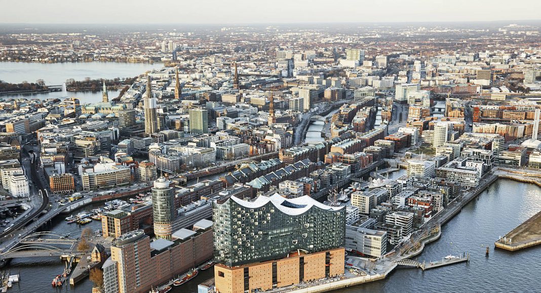 Elbphilharmonie Hamburg : Photo credit © Maxim Schulz, courtesy of Elbphilharmonie Hamburg