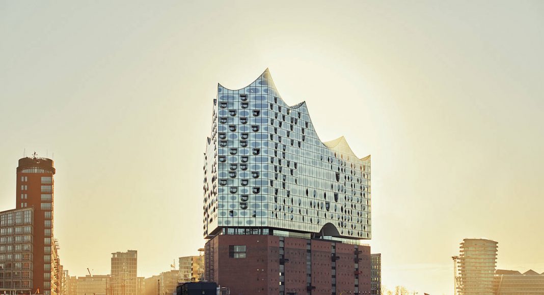 Elbphilharmonie Hamburg : Photo credit © Maxim Schulz, courtesy of Elbphilharmonie Hamburg