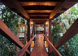 Marcos Acayaba, Acayaba House, Tijucopava, Guarujá, São Paulo, Brazil : Copyright © Leonardo Finotti