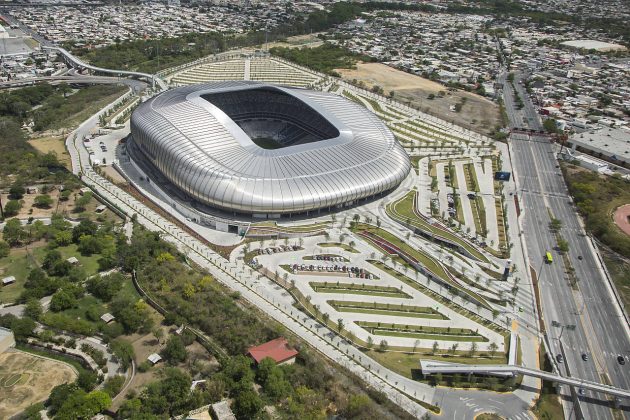 Estadio de Futbol BBVA Bancomer, Guadalupe, Nuevo León : Fotografía © Jorge Taboada, cortesía de © Premio Obras Cemex