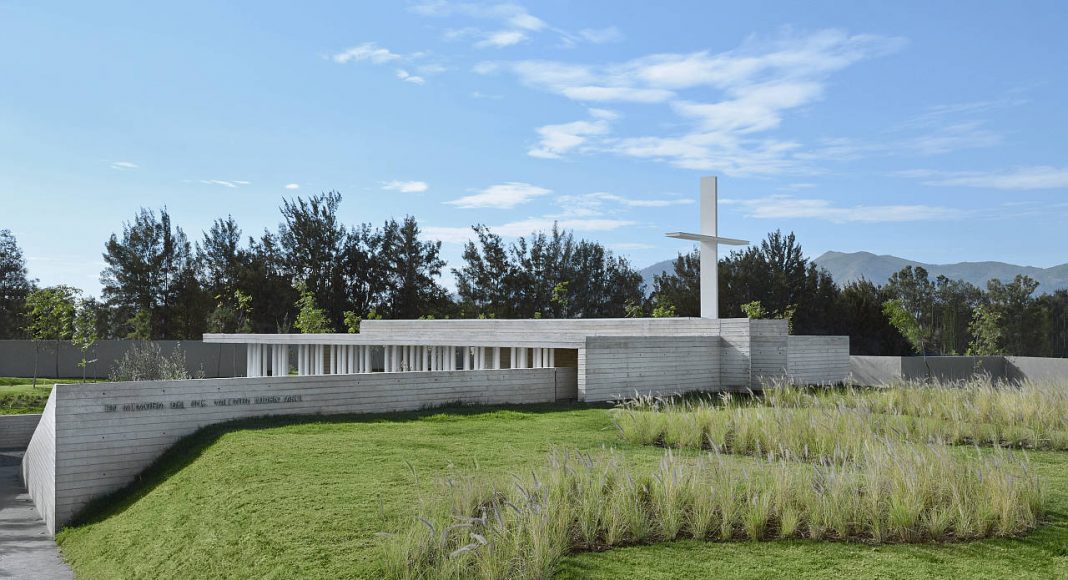 Capilla Filamentario, Tlajomulco de Zúñiga, Jalisco : Fotografía cortesía de © Premio Obras Cemex