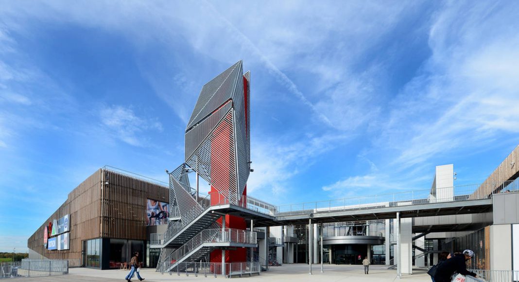 Centro Comercial y Parque Recreativo Les Saisons por Arte Charpentier Architectes : Photo credit © Epaillard+Machado