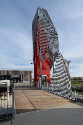 Centro Comercial y Parque Recreativo Les Saisons por Arte Charpentier Architectes : Photo credit © Epaillard+Machado