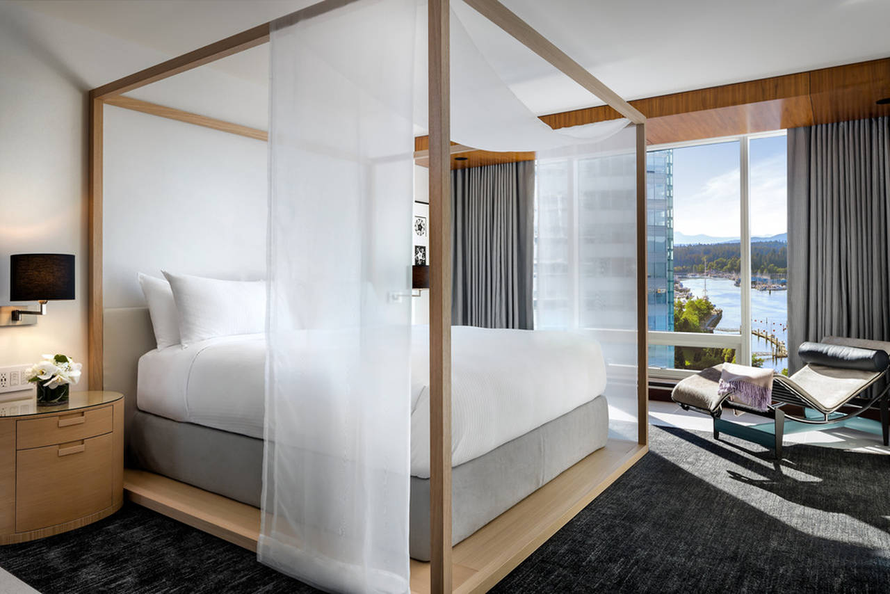 Fairmont Pacific Rim - Owner's Suite Master Bedroom : Photo credit © Fairmont Pacific Rim