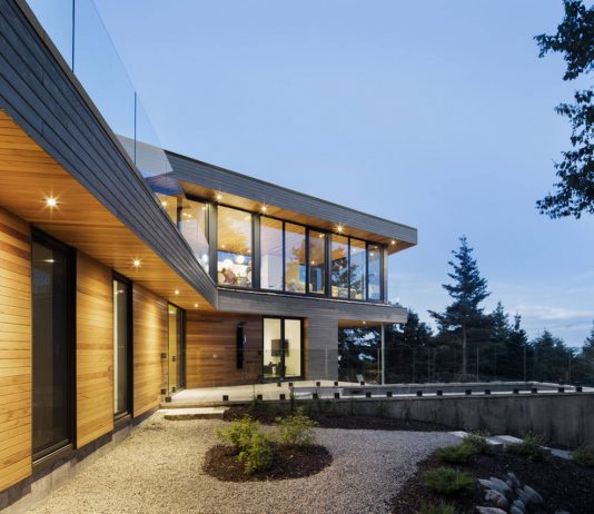 Altaïr House en Cap-à-l'Aigle, QC, Canadá by Bourgeois / Lechasseur Architects : Photo credit © Adrien Williams