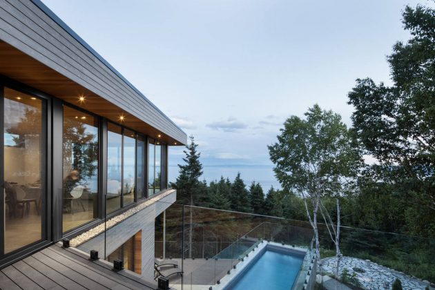 Altaïr House en Cap-à-l'Aigle, QC, Canadá by Bourgeois / Lechasseur Architects : Photo credit © Adrien Williams