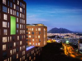 Vista Panorámica desde el Edificio JADE hacia la Ciudad de Monterrey del Proyecto CANTERA : Render cortesía de © Carza