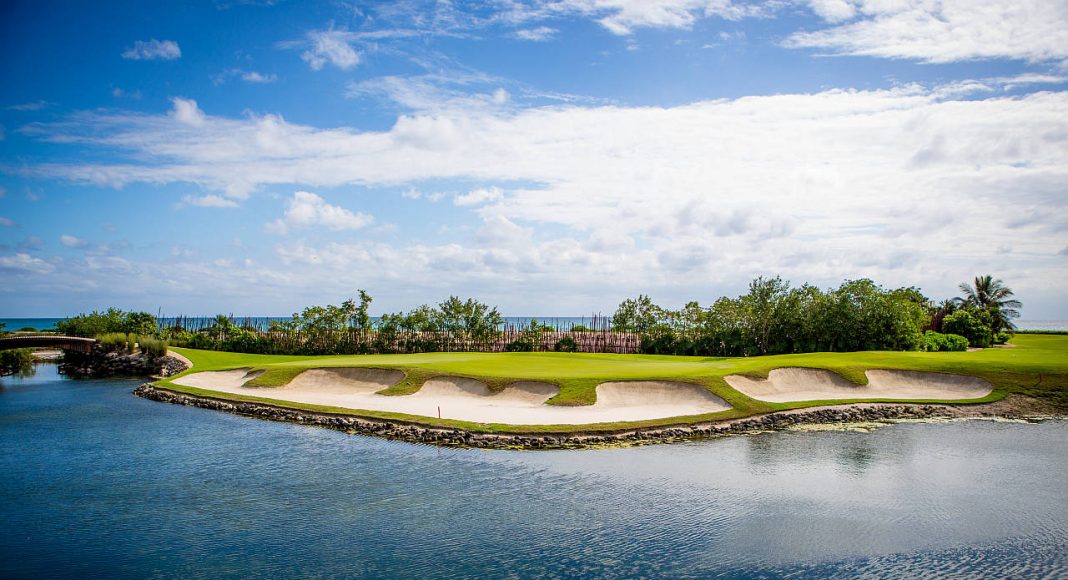 Campos de Golf el Camaleón de Mayakoba y el Iberostar en la Riviera Maya : Photo credit © Mayakoba