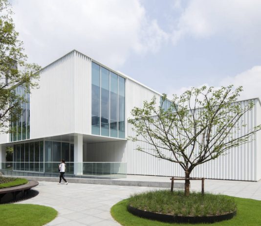 CaoHeJing Innovation Incubator by Schmidt Hammer Lassen Architects CaoHeJing Innovation Incubator Shanghai/ China by Schmidt Hammer Lassen Architects : Photo © Peter Dixie y © Leiii Zhang