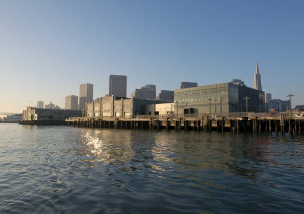 El Exploratorium en el Muelle 15 de San Francisco, vista desde el agua : Image by Amy Snyder © Exploratorium, www.exploratorium.edu