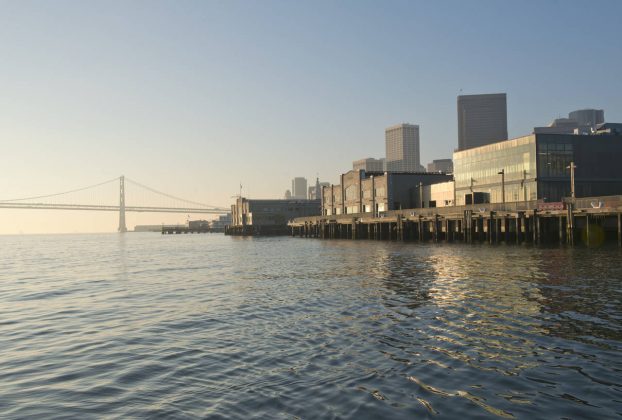 El Exploratorium en el Muelle 15 de San Francisco, vista desde el agua : Image by Amy Snyder © Exploratorium, www.exploratorium.edu