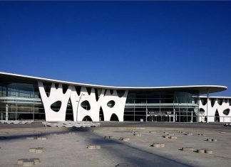 Recinto Ferial y de Congresos Fira de Barcelona : Fotografía © Fira de Barcelona