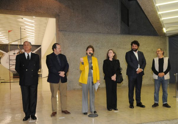 Inauguración Escultura Cubo Transitable de 6 metros del Arq. Teodoro Gonzalez de León : Fotografía © ALR - Secretaría de Cultura de México