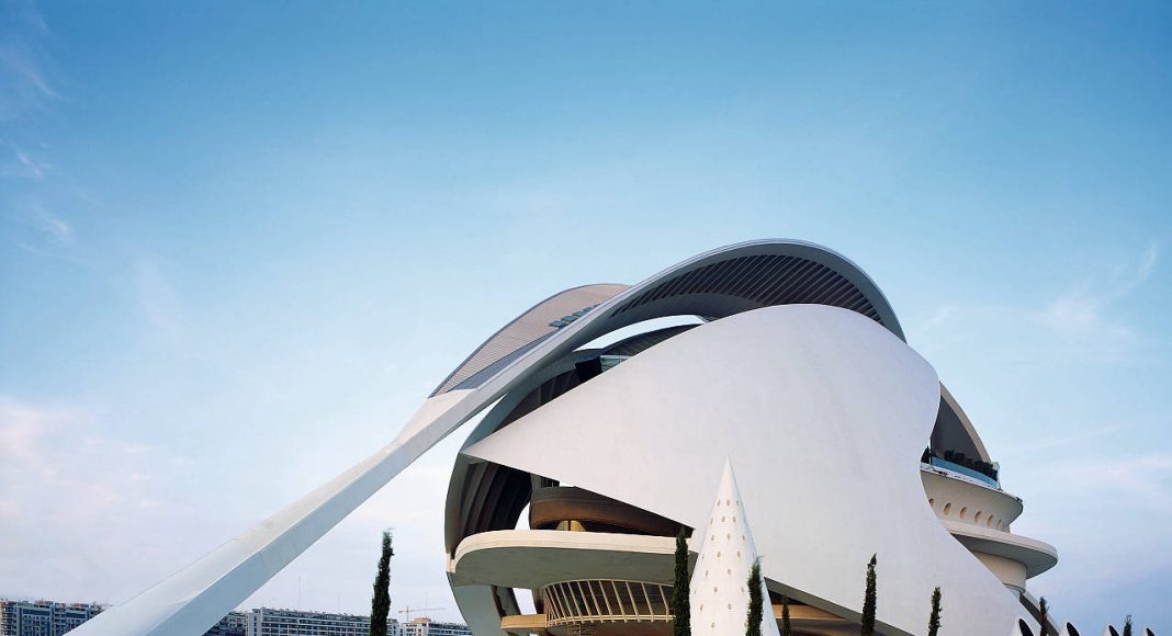 Opera House, Valencia, Spain : Photo credit © Palladium Photodesign/Oliver Schuh