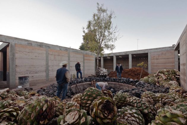 Industria Palenque Milagrito. Jorge Ambrosi y Gabriela Etchegaray. México : Photo © Onnis Luque