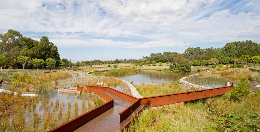 Turf Design Studio & Environmental Partnership with Alluvium, Turpin + Crawford Studio, Dragonfly Environmental and Partridge – Sydney Park Water Re-use Project : Photo credit © Simon Wood