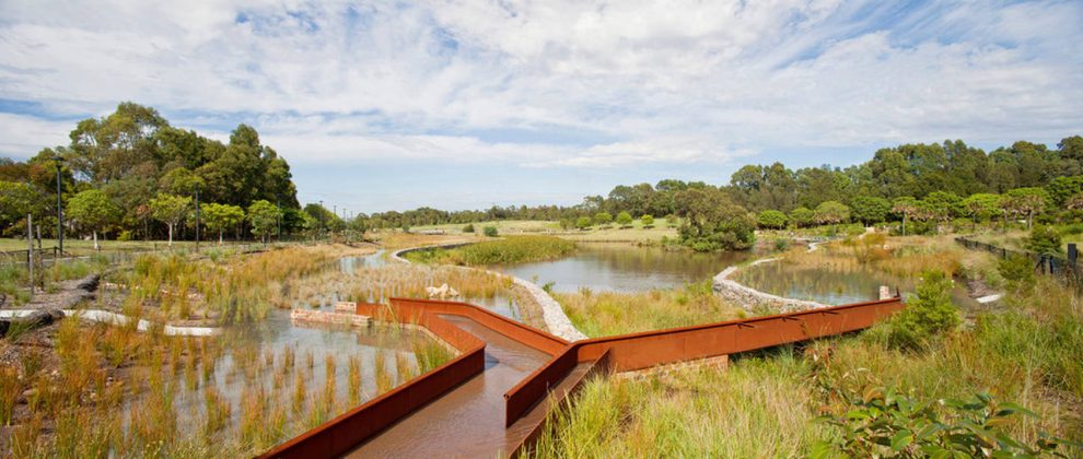 Turf Design Studio & Environmental Partnership with Alluvium, Turpin + Crawford Studio, Dragonfly Environmental and Partridge – Sydney Park Water Re-use Project : Photo credit © Simon Wood