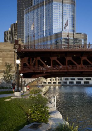 Chicago Riverwalk by Ross Barney Architects : Photo © Kate Joyce Studios