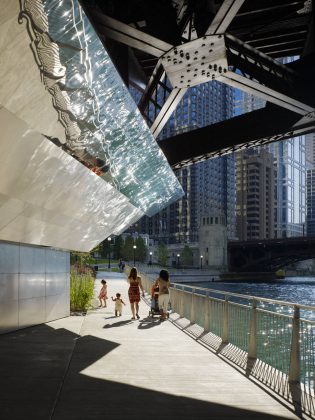 Chicago Riverwalk by Ross Barney Architects : Photo © Kate Joyce Studios