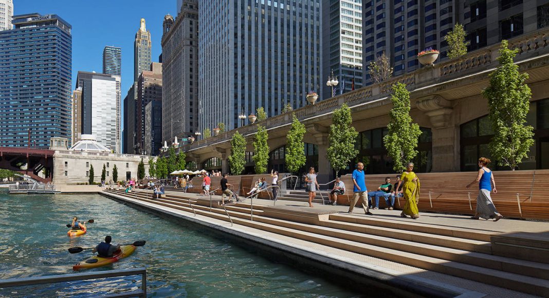 Chicago Riverwalk by Ross Barney Architects : Photo © Kate Joyce Studios