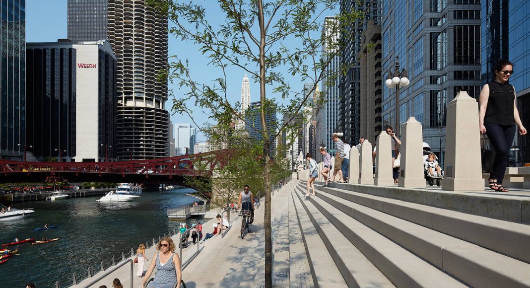 Chicago Riverwalk by Ross Barney Architects : Photo © Kate Joyce Studios