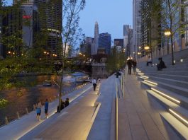 Chicago Riverwalk by Ross Barney Architects : Photo © Kate Joyce Studios