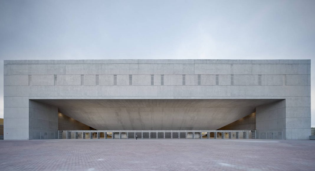 Gran Canaria Arena llps arquitectos : Foto © Javier Callejas