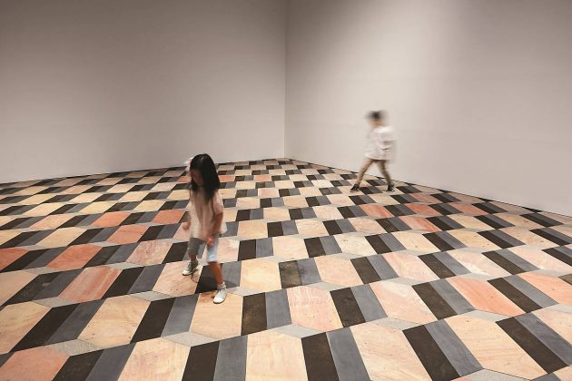 Olafur Eliasson - Untitled (stone floor), 2004 - Dolerite, rhyolite, basalt - Leeum, Samsung Museum of Modern Art, Seoul, 2016 : Photo Hyunsoo Kim, Courtesy of the artist and Tanya Bonakdar Gallery, New York © Olafur Eliasson