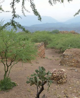 En su conjunto los sitios arqueológicos hablan de una larga historia de ocupación humana : Foto © CONANP
