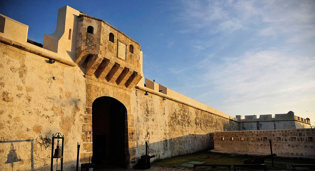 Dialogan en Campeche en torno al valor y los retos del patrimonio fortificado de México : Foto © Héctor Montaño INAH