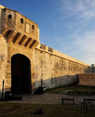 Dialogan en Campeche en torno al patrimonio fortificado de México Dialogan en Campeche en torno al valor y los retos del patrimonio fortificado de México : Foto © Héctor Montaño INAH