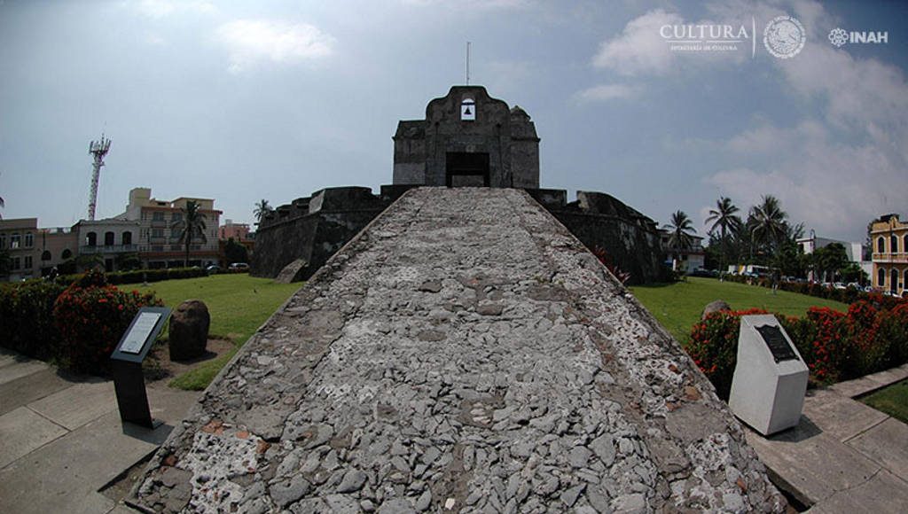 Baluarte de Santiago, Veracruz : Foto © Mauricio Marat INAH