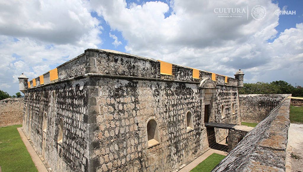 Las murallas, baluartes, torres y polvorines, colocan a México como la nación de mayor riqueza en arquitectura militar colonial de América : Foto © INAH