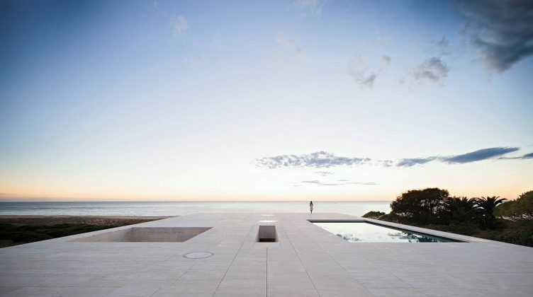 Alberto Campo Baeza, House of the Infinite : Copyright © Javier Callejas / TASCHEN