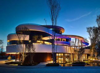 Green Places Community Clubhouse Building Exterior by Chain 10 Urban Space Design : Photo credit © Kuo-Min Lee
