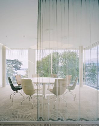 Conference Room World Trade Organization in Genève, Switzerland by Wittfoht Architekten : Photo credit © Brigida González