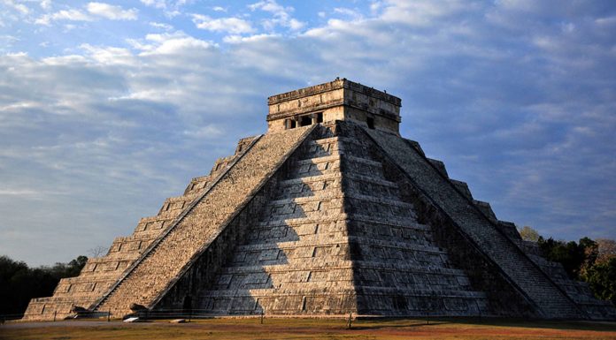 Hallan especialistas una segunda subestructura en la Pirámide de Kukulcán, en Chichén Itzá El Castillo. Zona arqueológica de Chichén Itzá : Foto © Mauricio Marat INAH