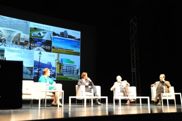 Debate Shaping European Cities II Malgorzata Omilanowska, John Sell and Tapani Mustonen : Photo © Giovanna Zen