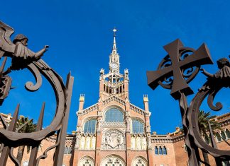 Sant Pau. Patrimonio modernista. Barcelona : Photo © Direcció d’Imatge i Serveis Editorials - Barcelona Llibres