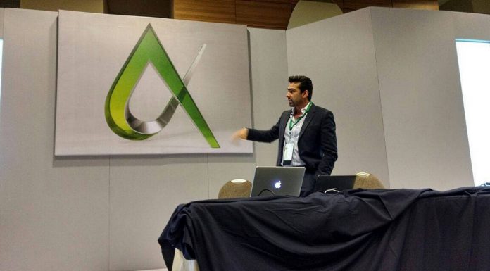 Conferencia del ingeniero Alfredo Morayta en AU México 2016 con la presentación de BIM en la construcción de la torre más alta de México: Mitikah : Fotografía © Autodesk México