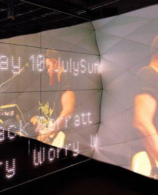 La Instalación Envolvente Montreux Jazz Heritage Lab 2 revive 50 años de historia del Jazz Montreux Jazz Heritage Lab 2 : Photo credit © Joël Tettamanti - © EPFL+ECAL Lab