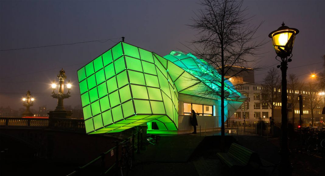 Eye_Beacon Pavilion for the Amsterdam Light by UNStudio and MDT-tex : Photo © Janus van den Eijnden