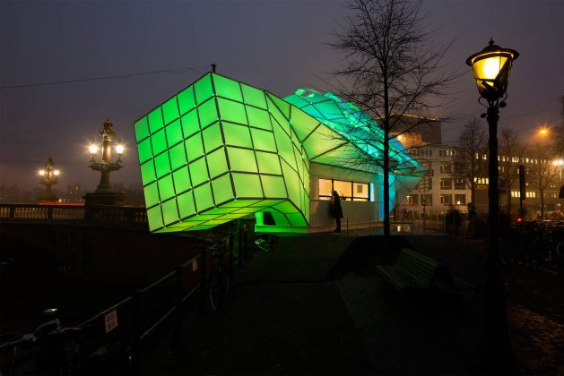 Eye_Beacon Pavilion for the Amsterdam Light by UNStudio and MDT-tex : Photo © Janus van den Eijnden