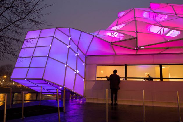 Eye_Beacon Pavilion for the Amsterdam Light by UNStudio and MDT-tex : Photo © Janus van den Eijnden