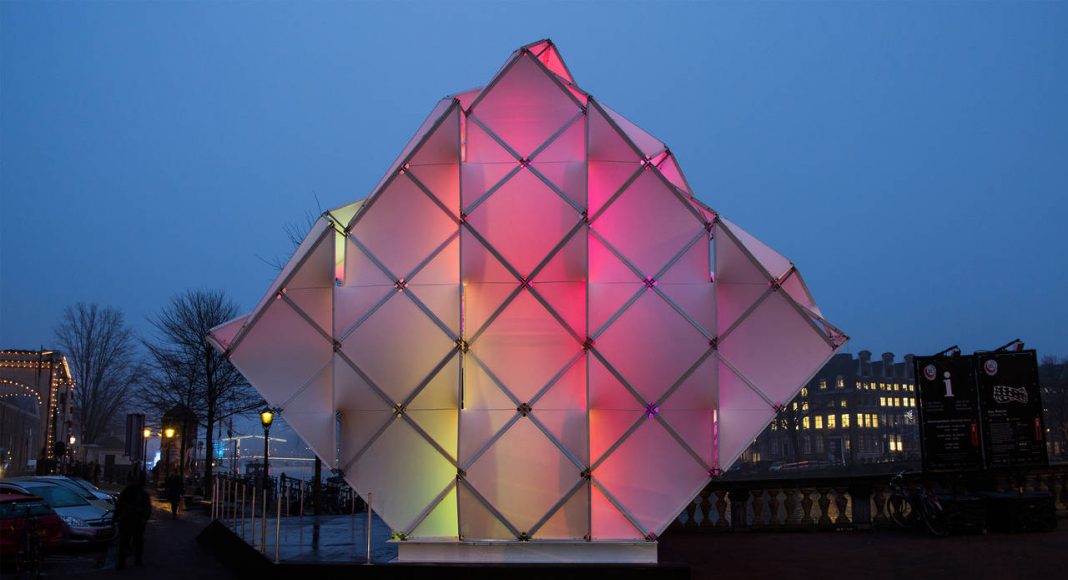 Eye_Beacon Pavilion for the Amsterdam Light by UNStudio and MDT-tex : Photo © Janus van den Eijnden