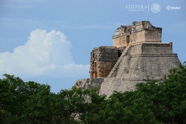 El arte y la arquitectura de Uxmal y sus sitios vecinos son testimonio de la migración de estilos de la región : Foto © Mauricio Marat, INAH