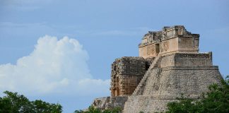 El arte y la arquitectura de Uxmal y sus sitios vecinos son testimonio de la migración de estilos de la región : Foto © Mauricio Marat, INAH