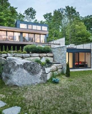 Residencia L'Estrade en Saint-Adolphe-d'Howard by MU Architecture : Photo credit © Ulysse Lemerise Bouchard