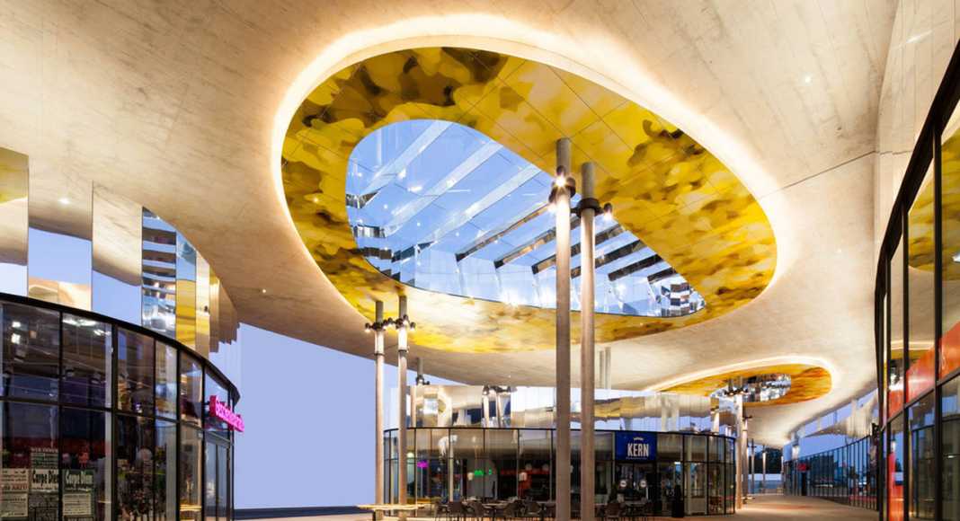 Two new glazed pavilions under a striking canopy-like roof : Photo credit © Markus Kaiser